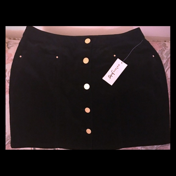 Mini skirt - Picture 1 of 3